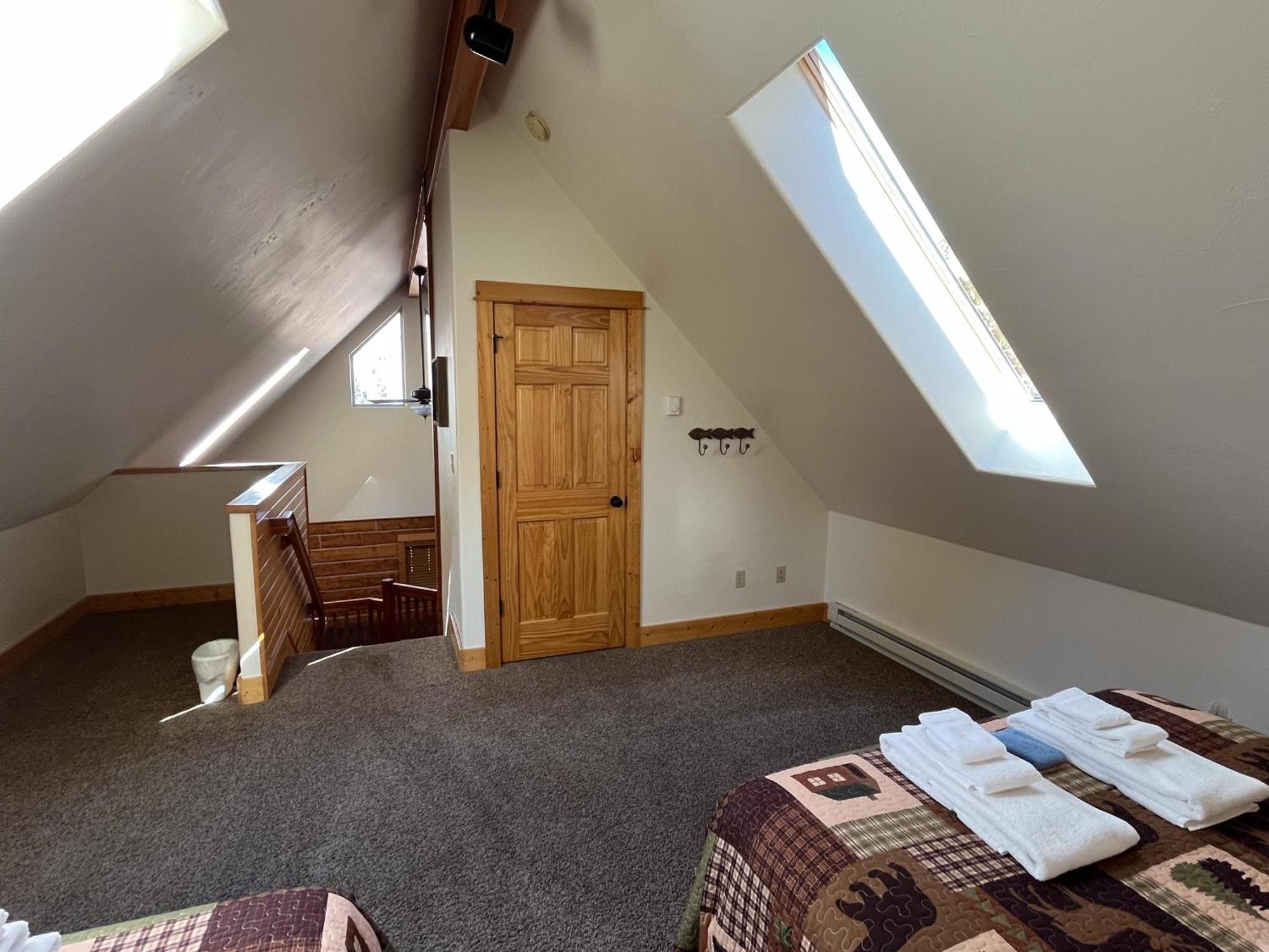 Cabin 28 Almont Екстер'єр фото